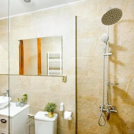 Yellowboot Boutique Old Town Apartment *