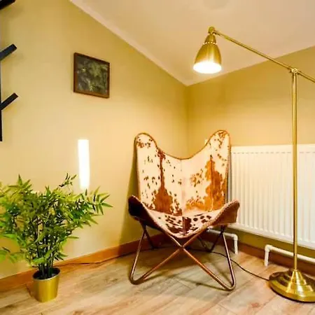 Yellowboot Boutique Old Town Apartment Bucharest
