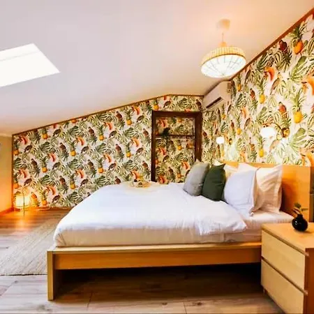 Yellowboot Boutique Old Town Apartment Bucharest