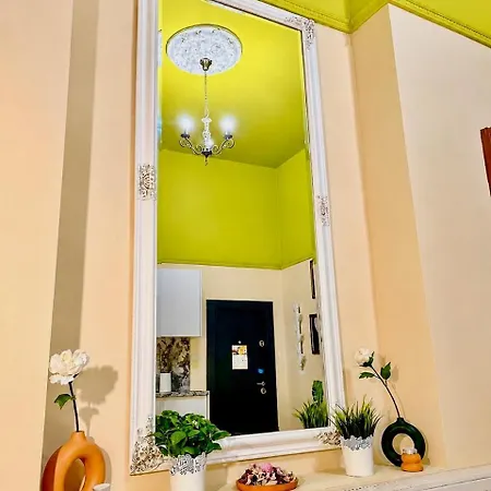 Yellowboot Boutique Old Town