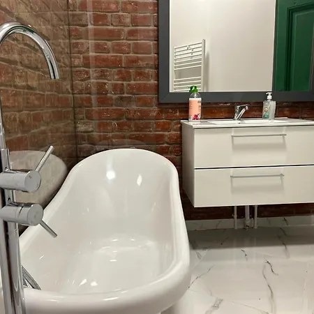 Yellowboot Boutique Old Town Apartment