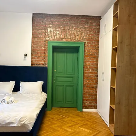 Yellowboot Boutique Old Town Apartment Bucharest